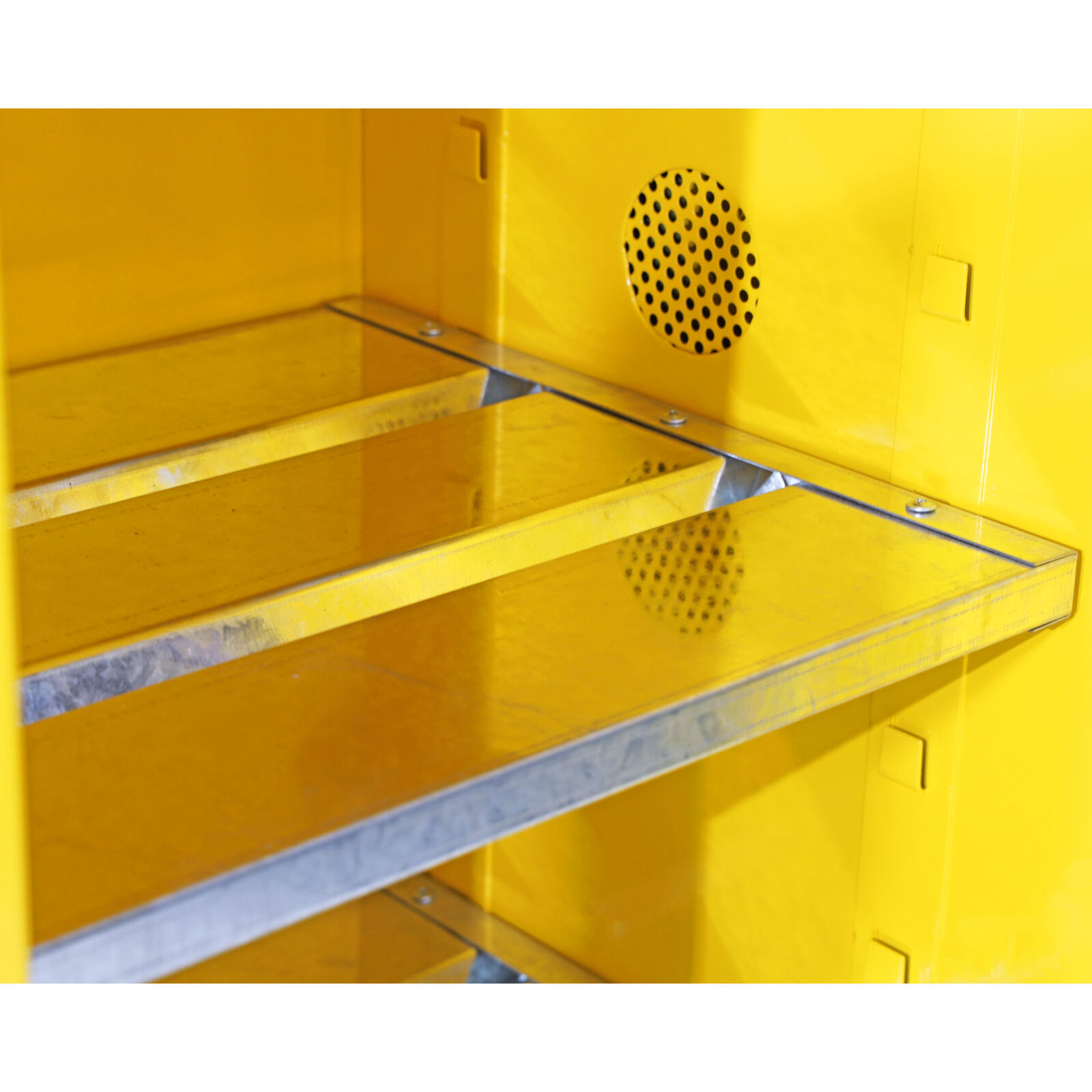 Extra Shelf to suit M7610