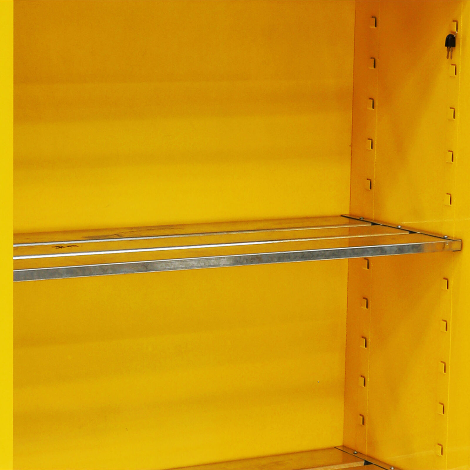 Extra Shelf to suit M7610