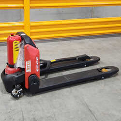 The Edge - Electric Pallet Truck 1500kg (supplied with 1 battery) 
